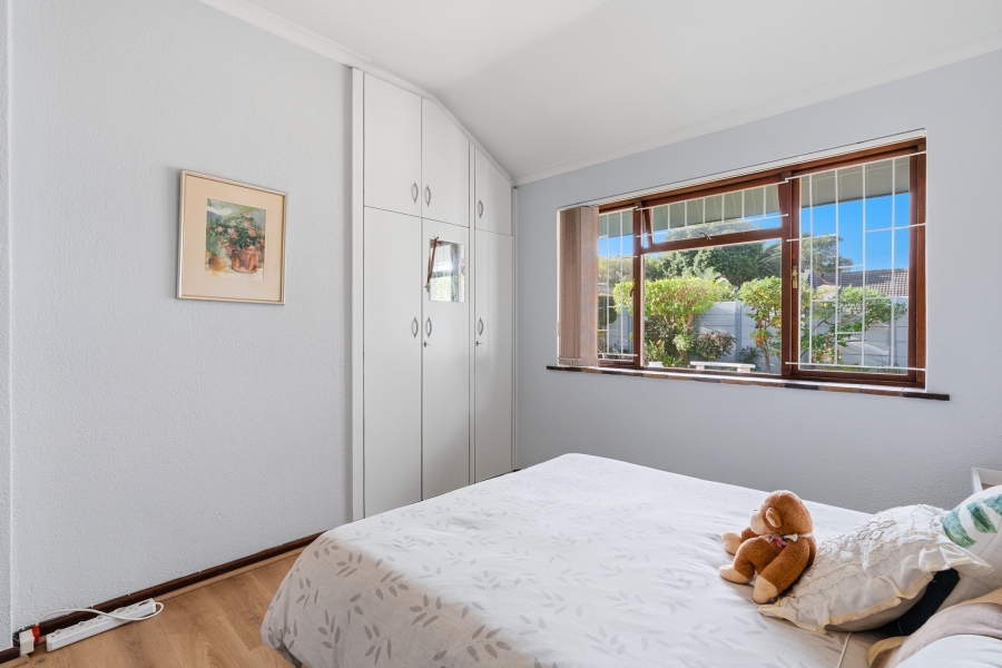 4 Bedroom Property for Sale in Edgemead Western Cape